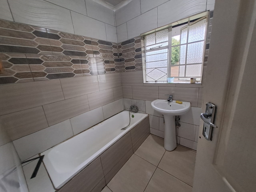 4 Bedroom Property for Sale in Vaalpark Free State